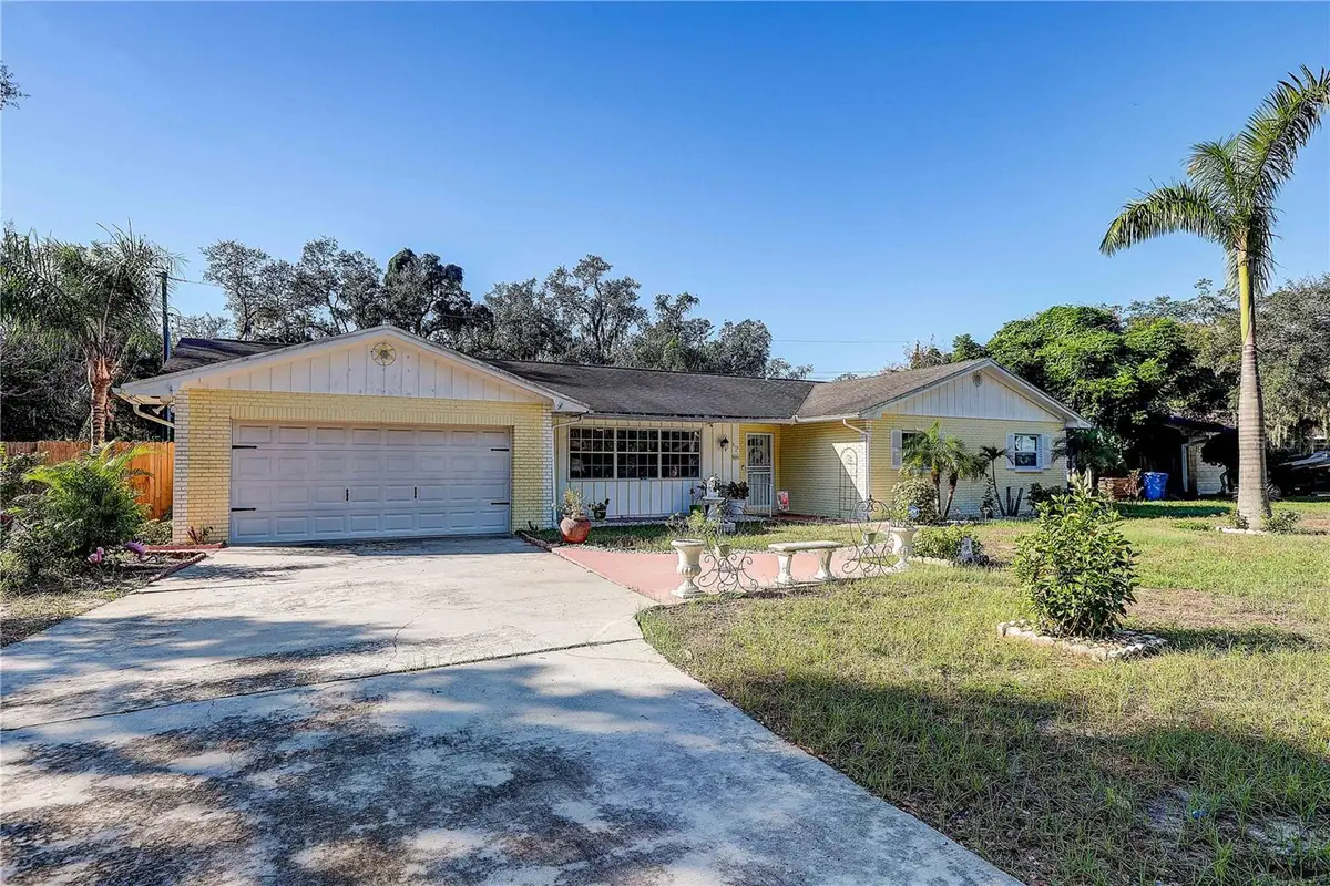 519 Oakhurst Street, Brandon, FL 33511 - #1