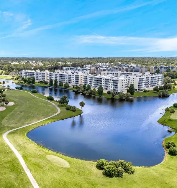 1200 Country Club Drive #2306, LARGO, FL 33771