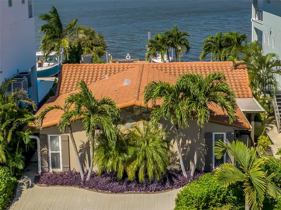 106 Wall Street, Redington Shores, FL 33708 - #2