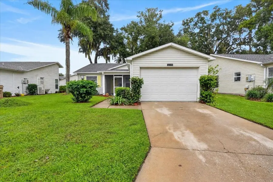 32226 Summertree Circle, Leesburg, FL 34748 - #2