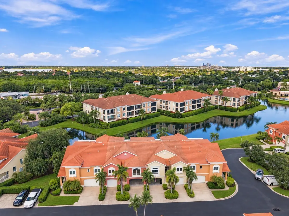 10 Lincoln Avenue S, Saint Petersburg, FL 33711 - #1