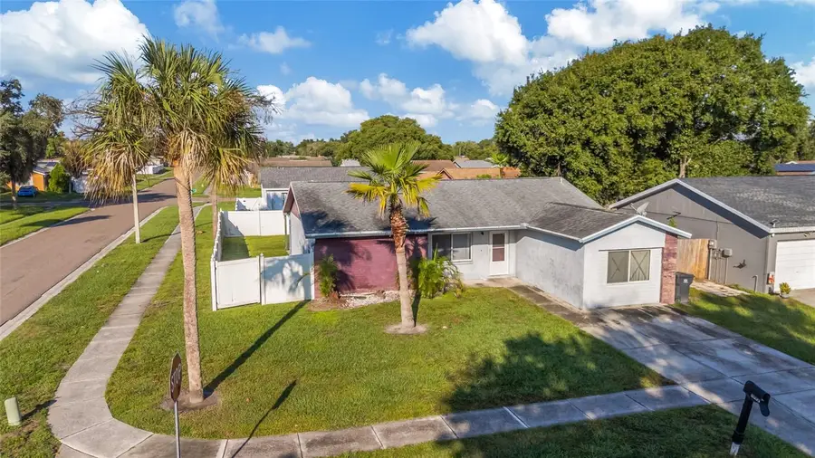1002 Pine Ridge Circle, Brandon, FL 33511 - #3