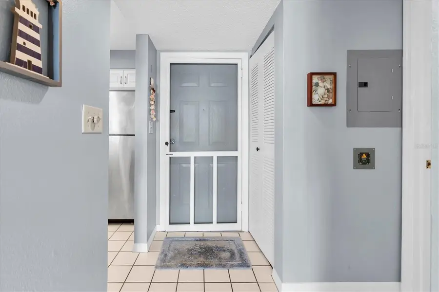 6908 Stones Throw Circle N #10206, Saint Petersburg, FL 33710 - #3