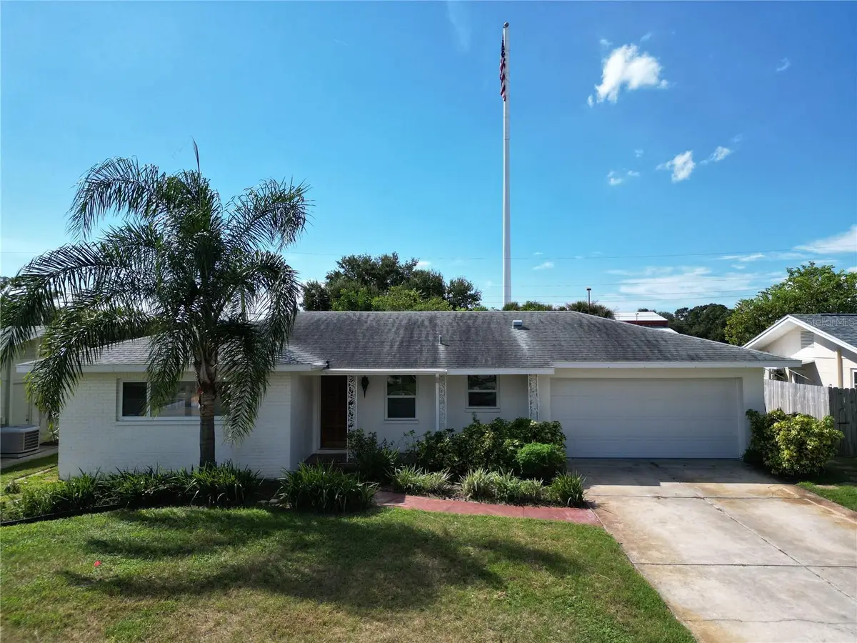 9270 111th Street, Seminole, FL 33772 - #1