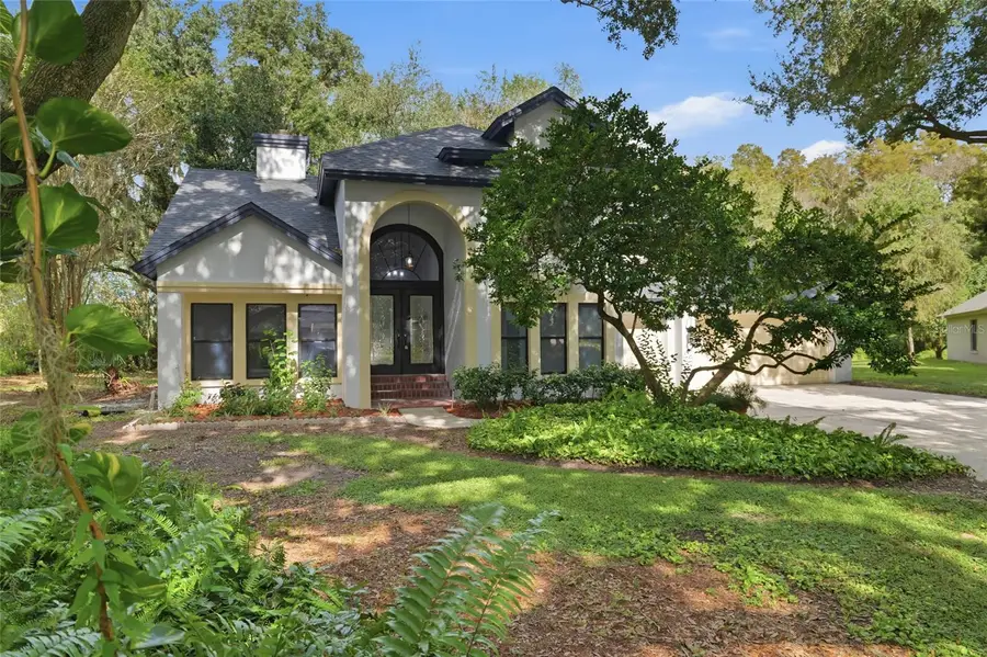6201 Greenwich Drive, Tampa, FL 33647 - #2