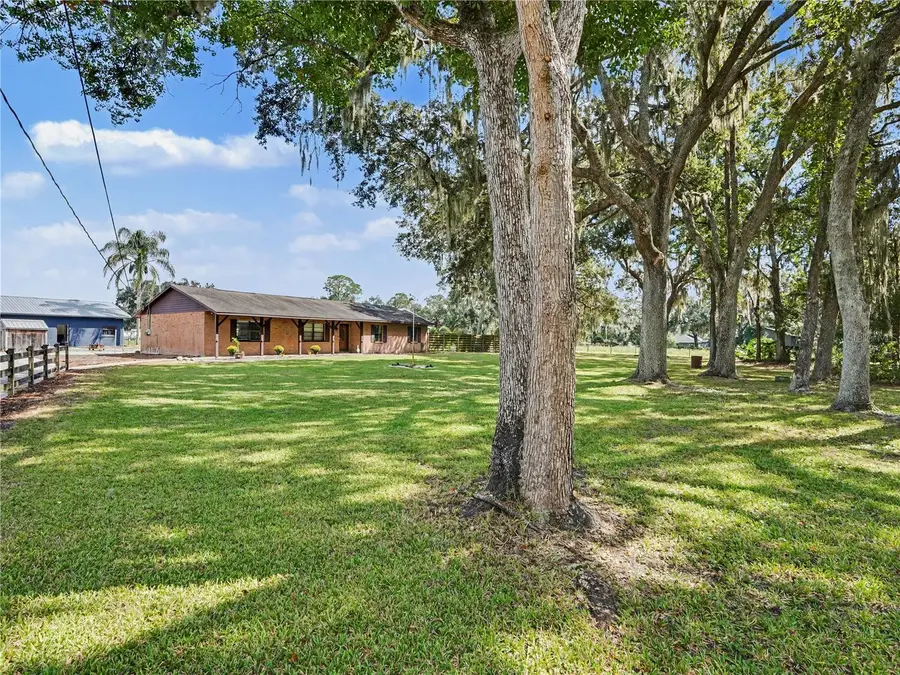 9001 Scales Rd, Lakeland, FL 33810 - #3