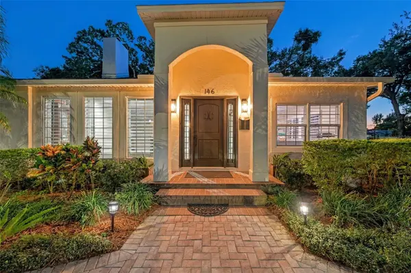 146 33rd Avenue N, ST PETERSBURG, FL 33704