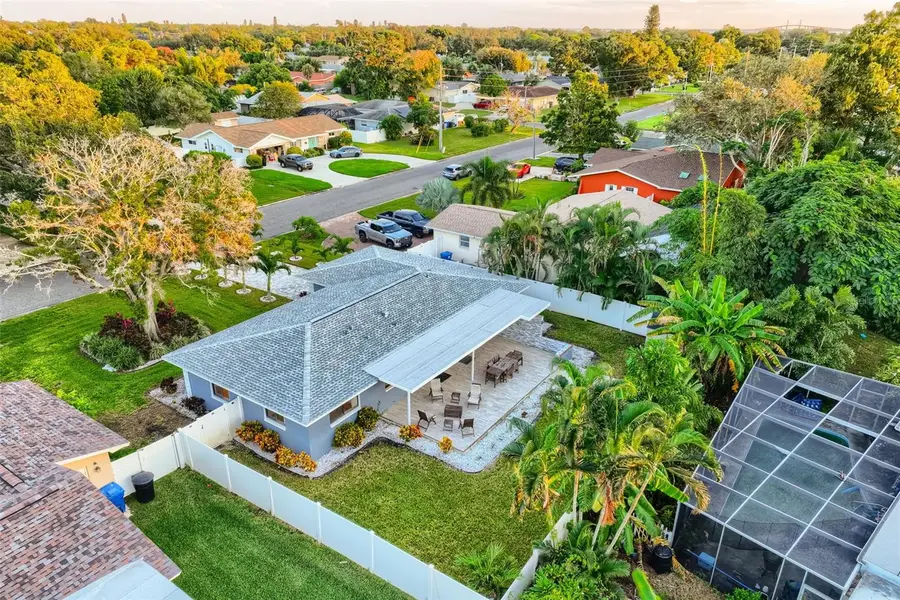 6053 28th Street S, Saint Petersburg, FL 33712 - #2
