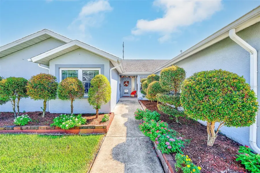 8747 Glen Lakes Boulevard N, Saint Petersburg, FL 33702 - #3