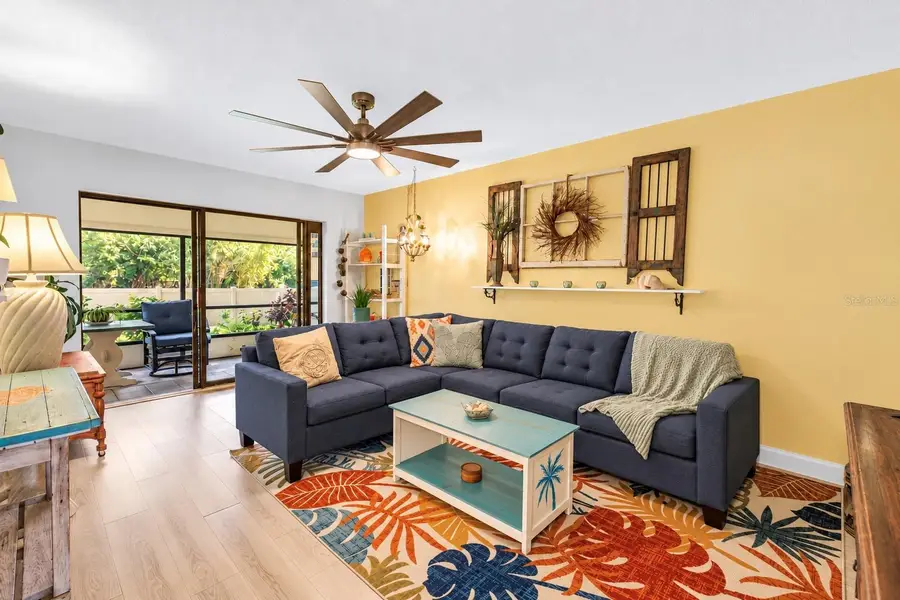 8473 17th Street N, Saint Petersburg, FL 33702 - #3