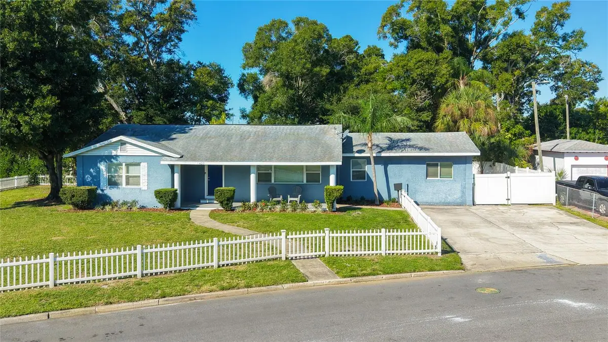 427 39th Street S, Saint Petersburg, FL 33711 - #1
