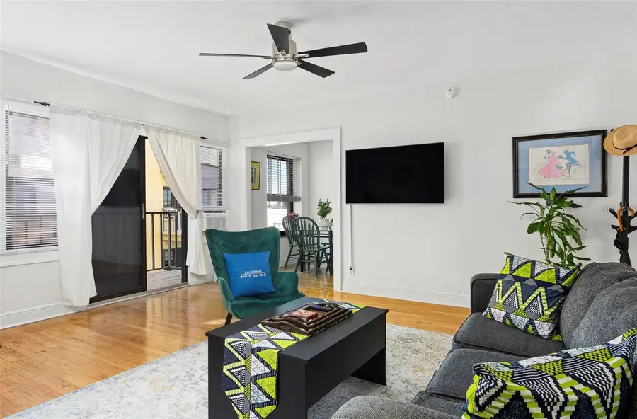 130 4th Avenue N #503, Saint Petersburg, FL 33701 - #2