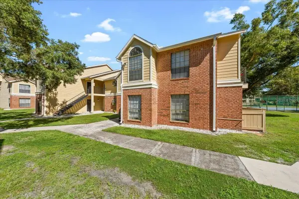 8742 Mallard Reserve Drive #203, TAMPA, FL 33614