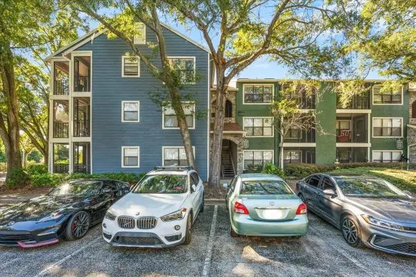 8626 Bonaire Bay Lane #303, TAMPA, FL 33614