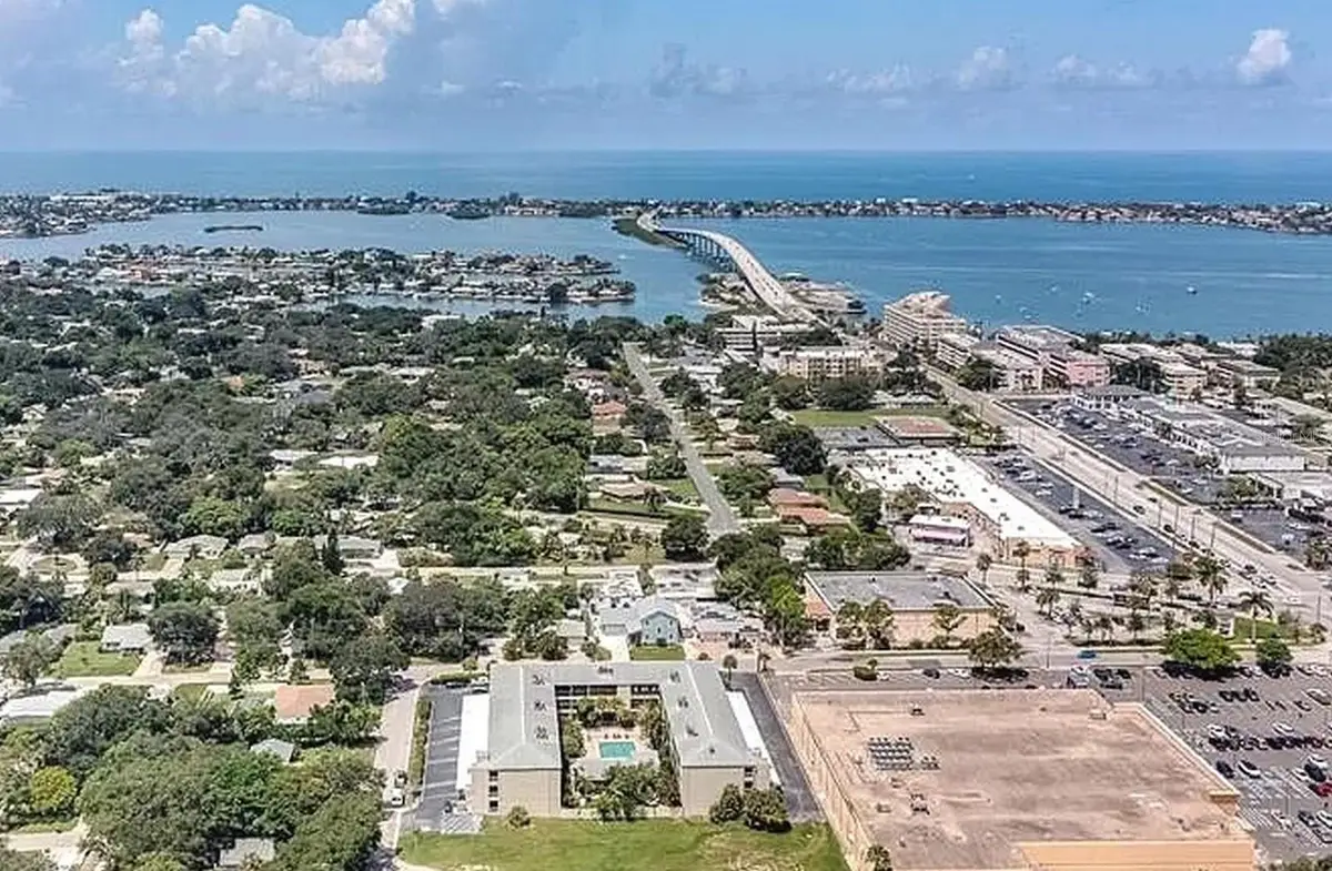215 Valencia Boulevard #107, Belleair Bluffs, FL 33770 - #1