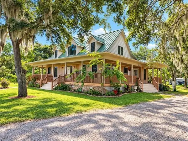 216 Castillo Road, RUSKIN, FL 33570