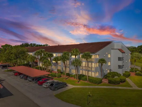 2593 Countryside Boulevard #7304, CLEARWATER, FL 33761