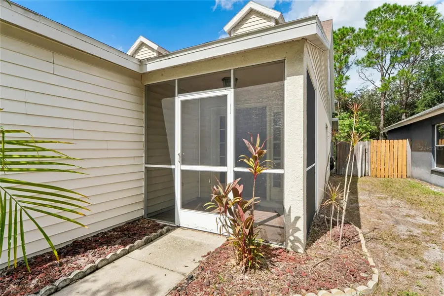 7451 Oxford Garden Circle, Apollo Beach, FL 33572 - #2