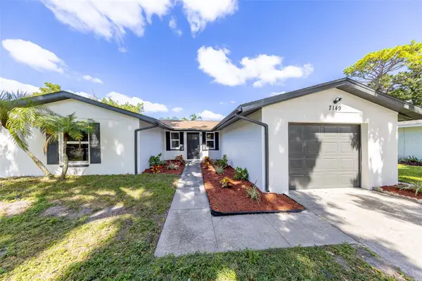 7149 Channelside Lane N, PINELLAS PARK, FL 33781