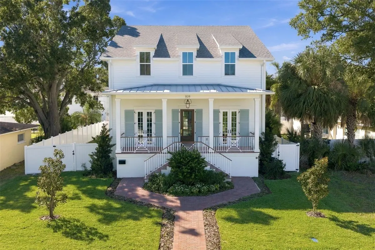 808 39th Avenue Ne, Saint Petersburg, FL 33703 - #1
