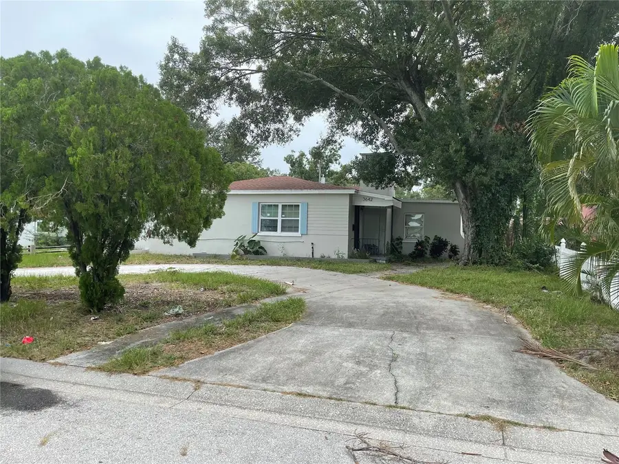 3642 Emerson Avenue S, Saint Petersburg, FL 33711 - #2