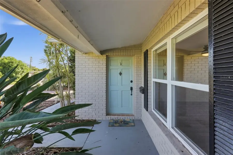 1460 69th Place S, Saint Petersburg, FL 33705 - #2