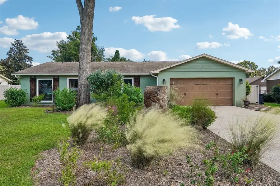2108 Siloam Springs Drive, Dover, FL 33527 - #2