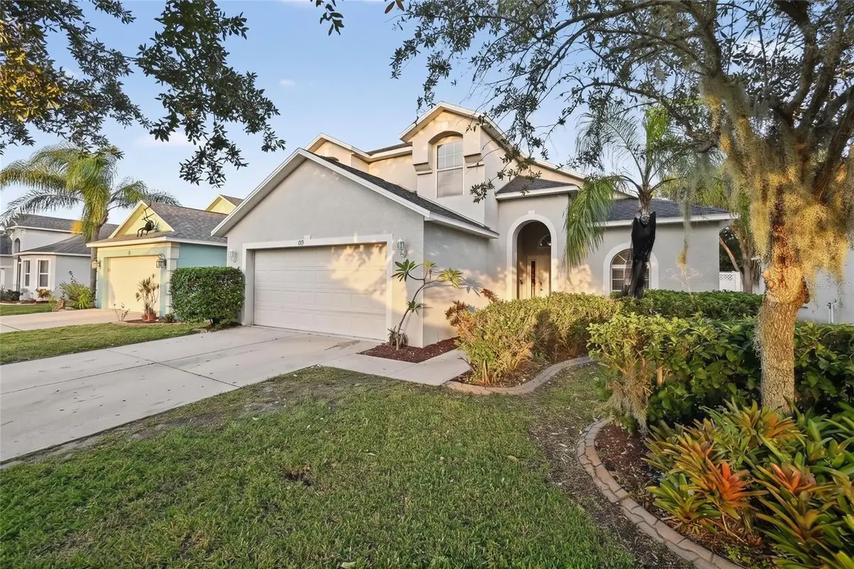 909 15th Street Ne, Ruskin, FL 33570 - #1