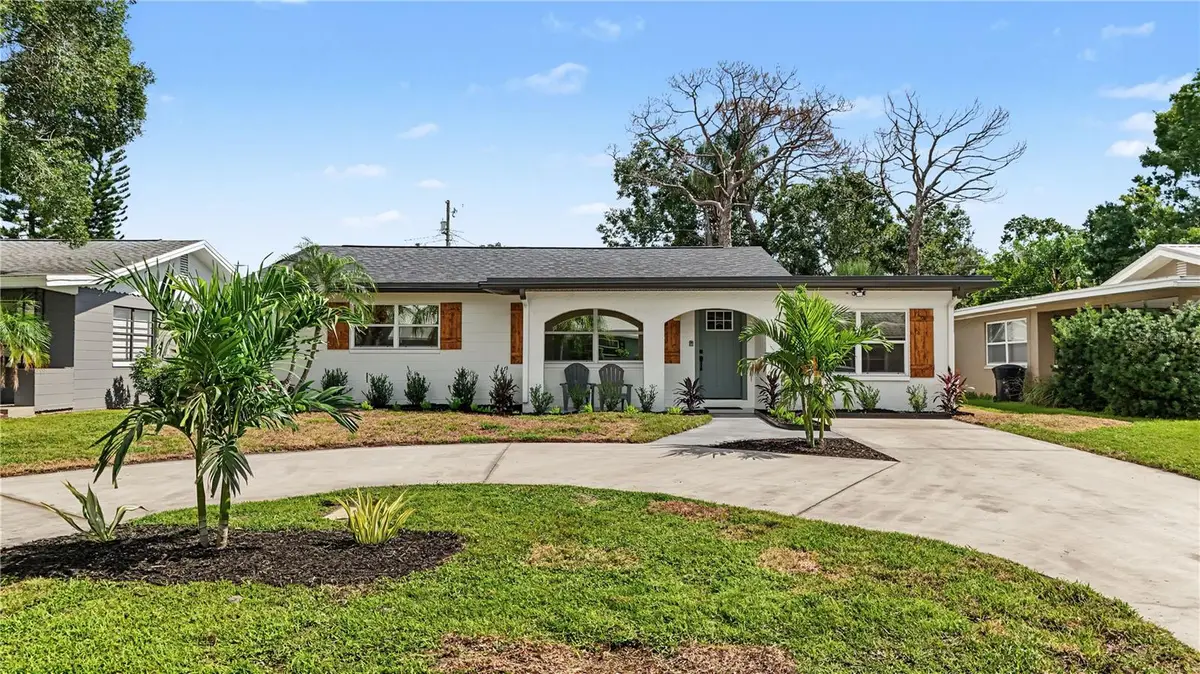 9025 3rd Street N, Saint Petersburg, FL 33702 - #1