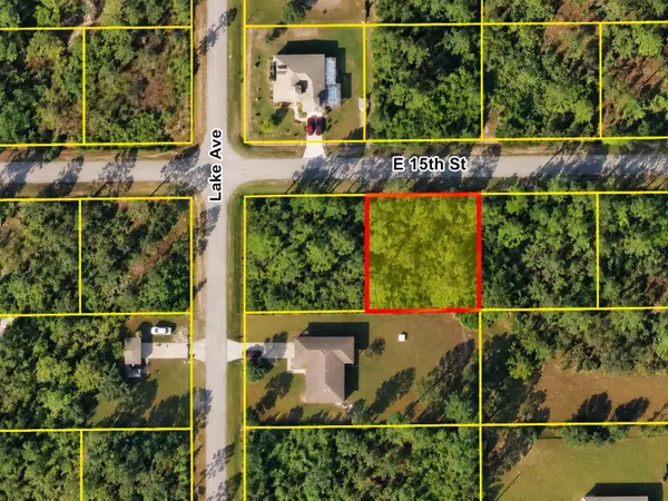 902 E 15th Street, LEHIGH ACRES, FL 33972