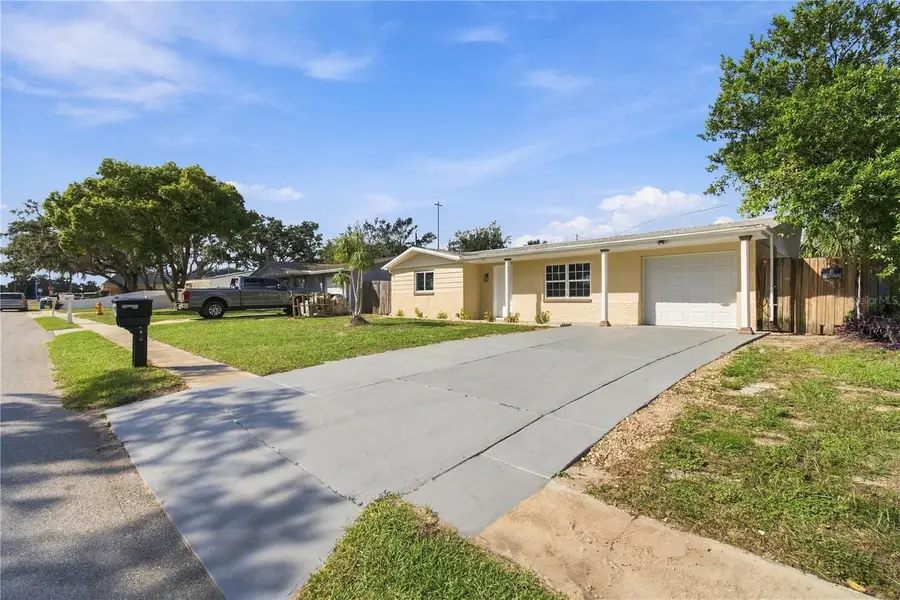 4601 Eastwood Lane, Holiday, FL 34690 - #3