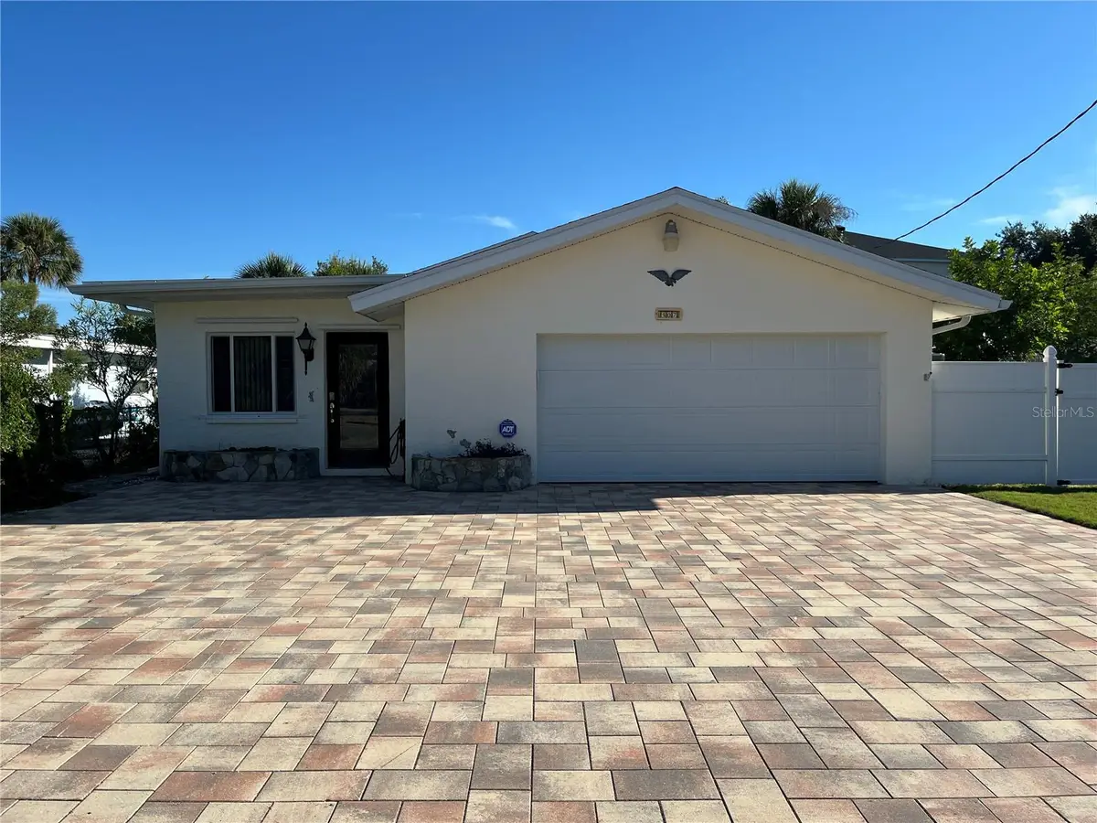 307 La Hacienda Drive, Indian Rocks Beach, FL 33785 - #1