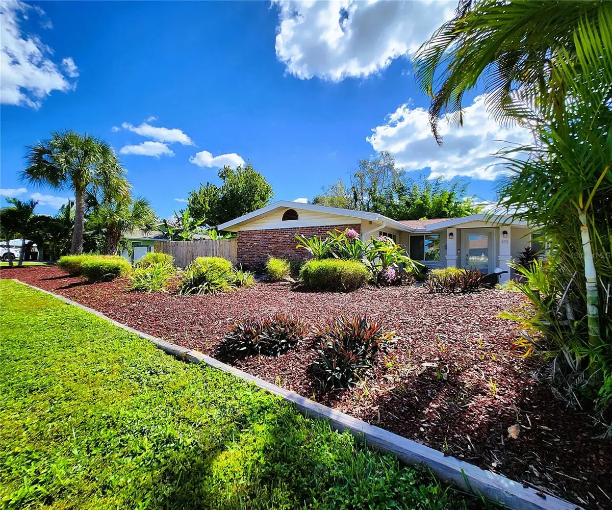 4711 26th Avenue W, Bradenton, FL 34209 - #1