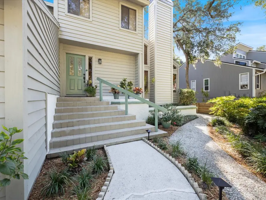 3328 Briarwood Circle, Safety Harbor, FL 34695 - #3