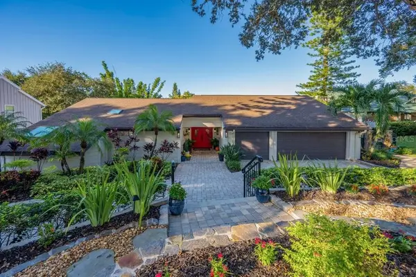 1184 Weybridge Lane, DUNEDIN, FL 34698