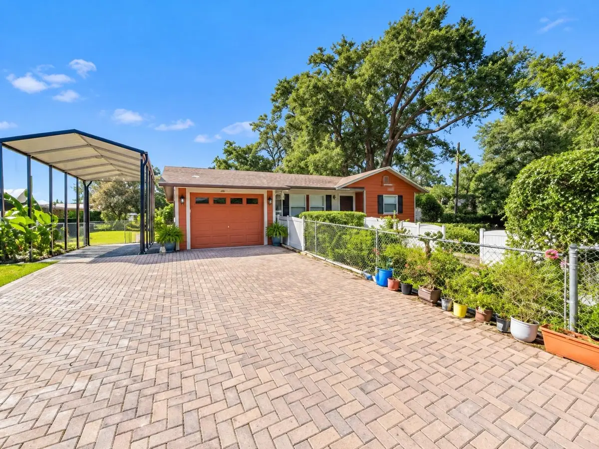 32900 Jesse Jones Ave, San Antonio, FL 33576 - #1