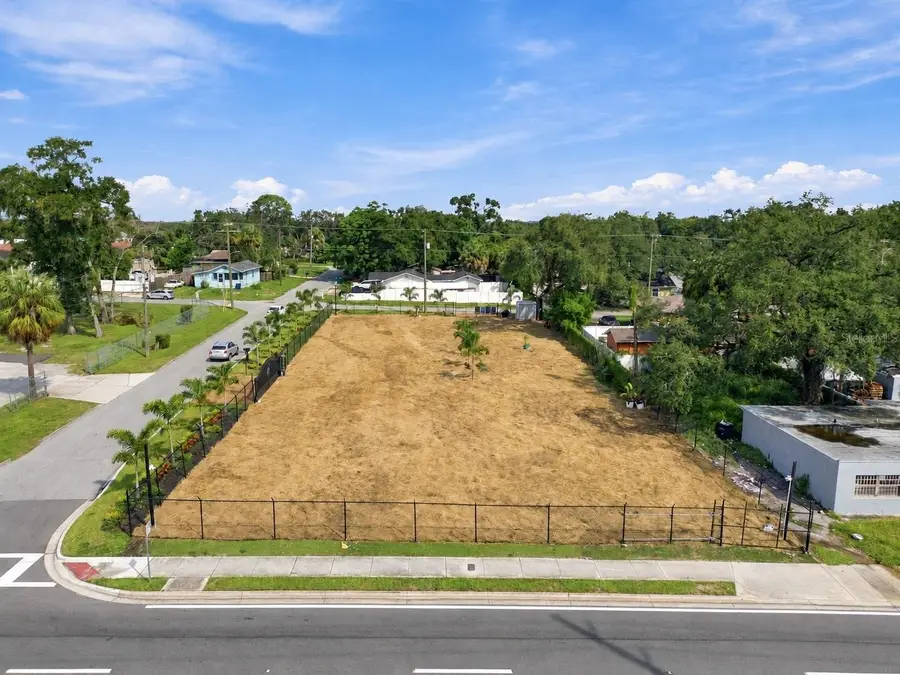 302 E Waters Avenue, Tampa, FL 33604 - #2