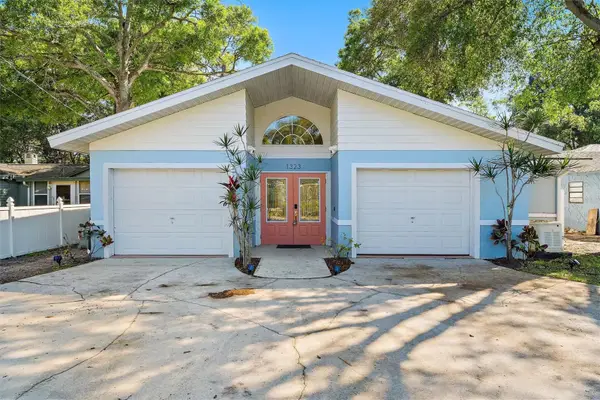 1323 Pine Avenue Nw, LARGO, FL 33770
