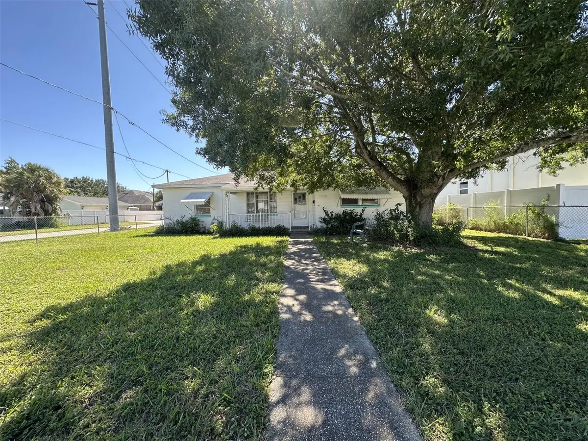 3302 W Paxton Avenue, Tampa, FL 33611 - #1