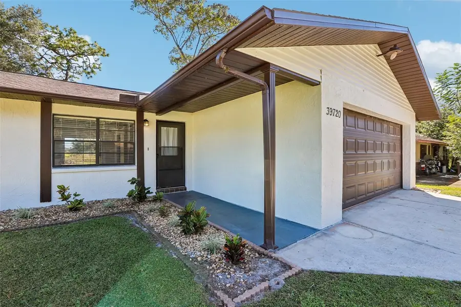 39720 Meadowood Loop, Zephyrhills, FL 33542 - #2