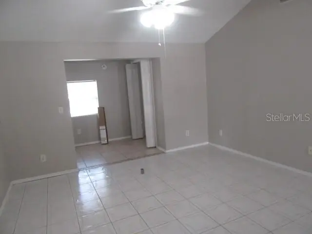10217 Carriage Glen Court, Tampa, FL 33615 - #2