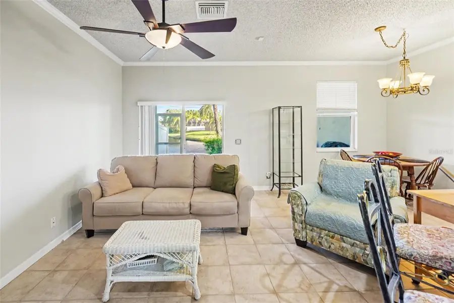 609 Vallance Way Ne, Saint Petersburg, FL 33716 - #3