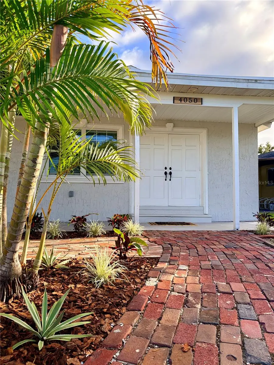 4050 53rd Avenue N, Saint Petersburg, FL 33714 - #2