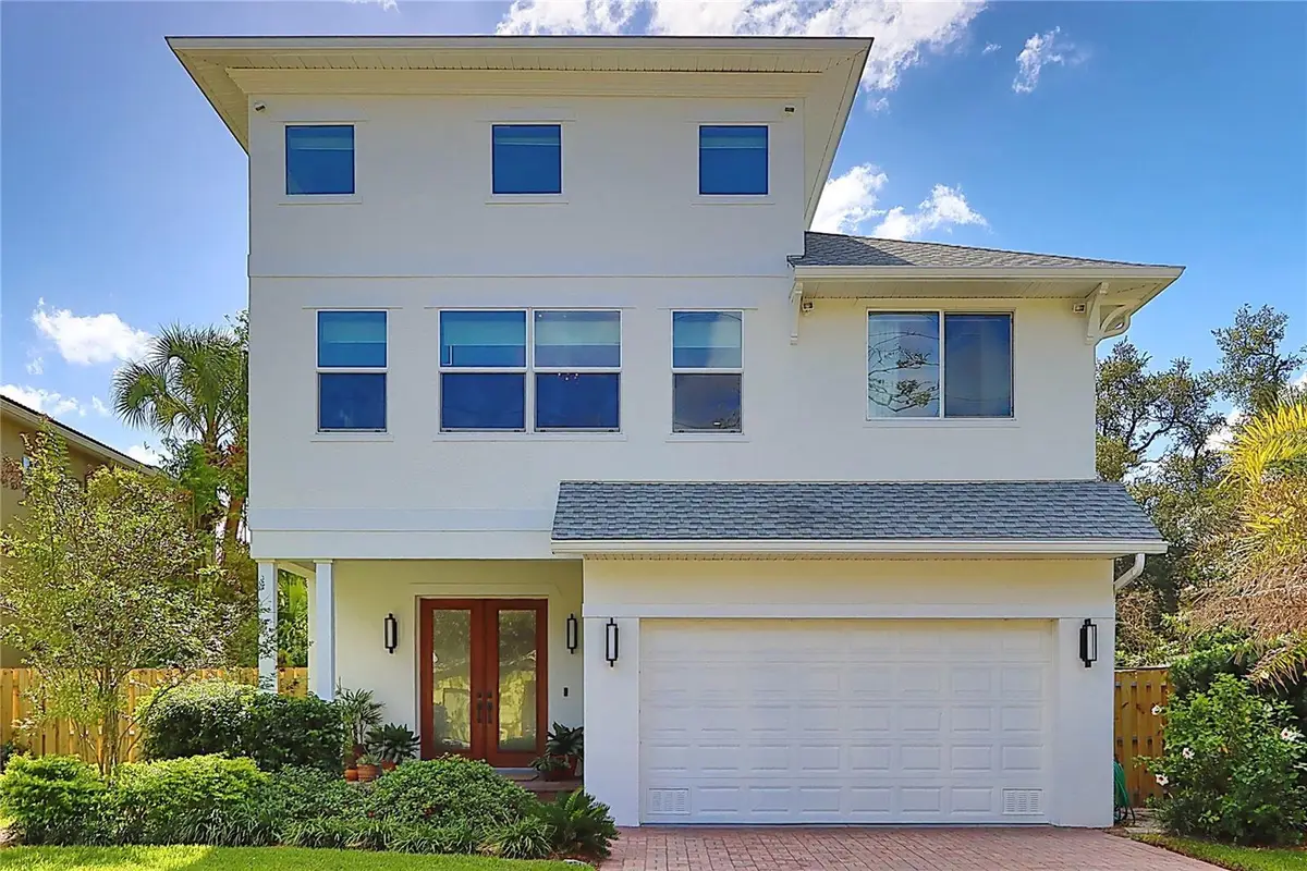 3106 W Wyoming Avenue, Tampa, FL 33611 - #1