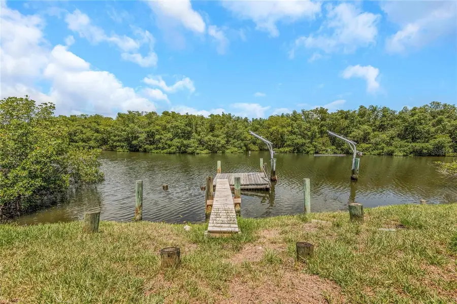 7448 17th Lane Ne, Saint Petersburg, FL 33702 - #2