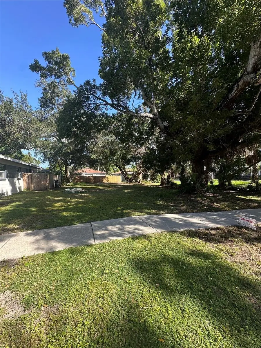 15th Avenue S, Saint Petersburg, FL 33701 - #2