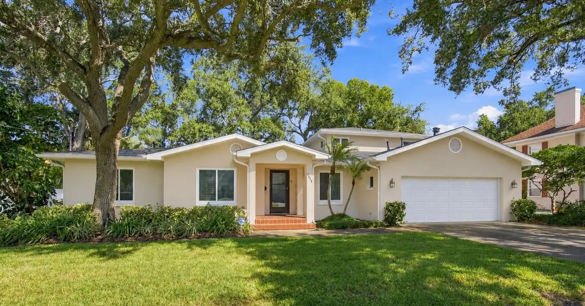 3913 W Barcelona Street, Tampa, FL 33629 - #1
