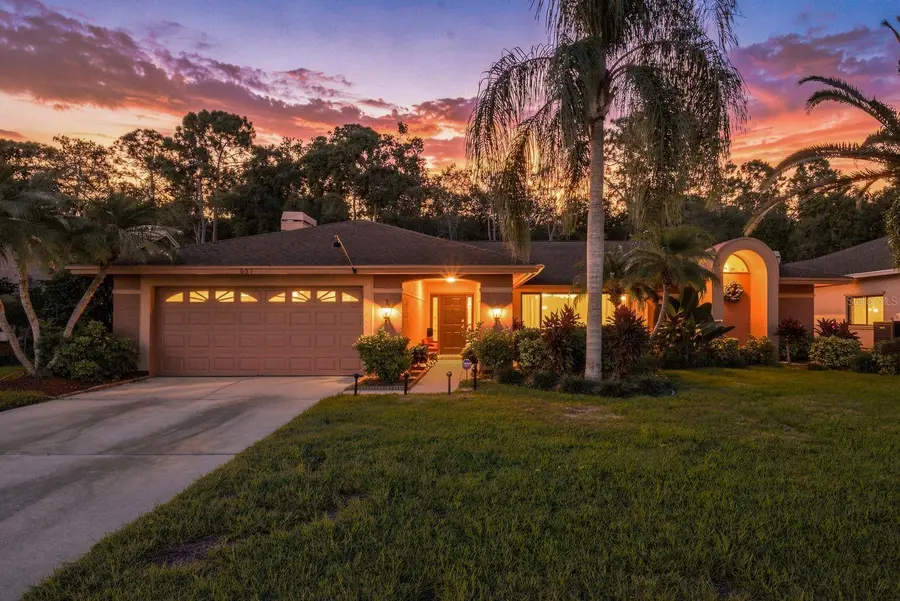 537 Centerwood Drive, Tarpon Springs, FL 34688 - #3