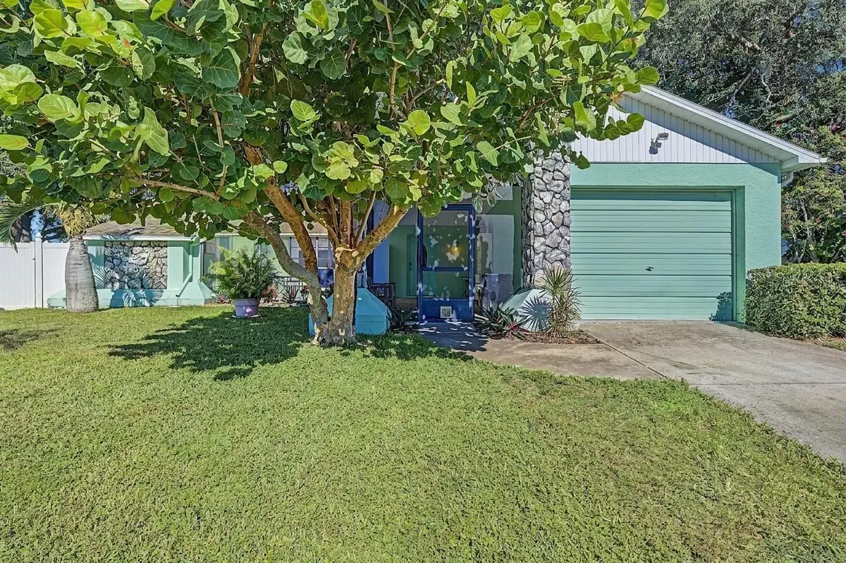 2437 Fieldcrest Court, Holiday, FL 34691 - #1