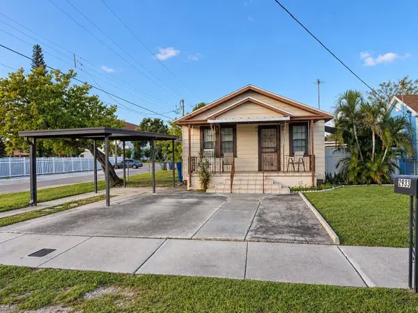 2933 W Walnut Street, TAMPA, FL 33607